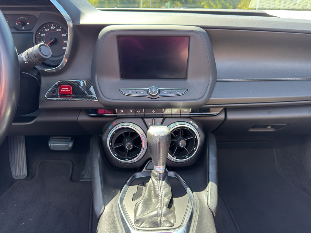 2020 Chevrolet Camaro LT1 photo 16