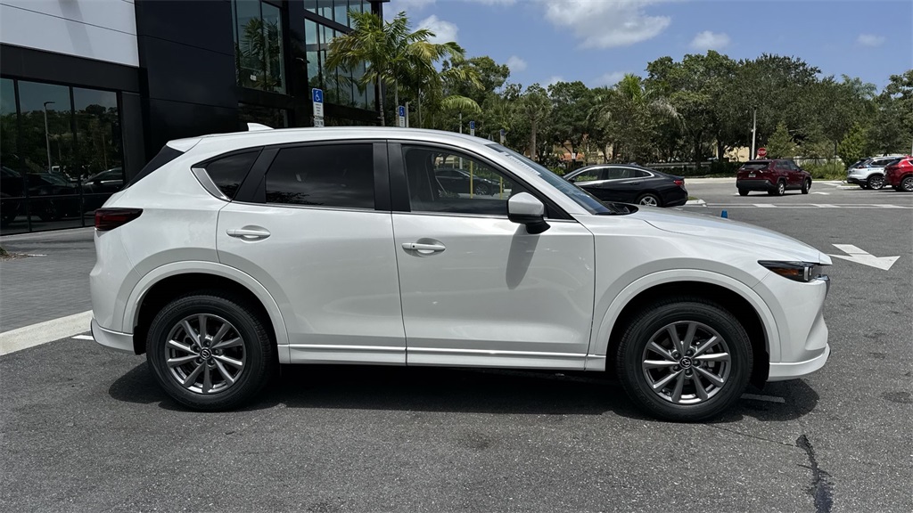 2025 Mazda CX-5 2.5 S Preferred photo 4