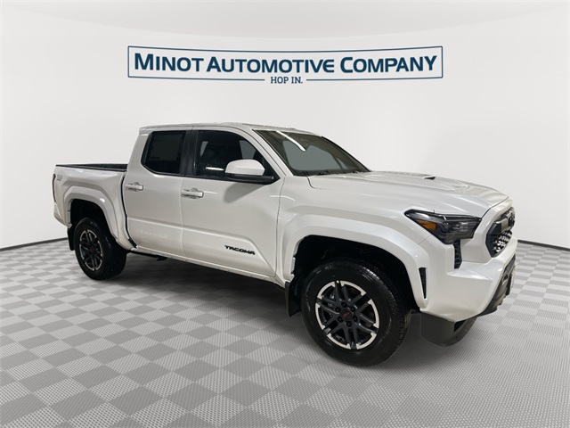 2026 Toyota Tacoma TRD Sport's photo