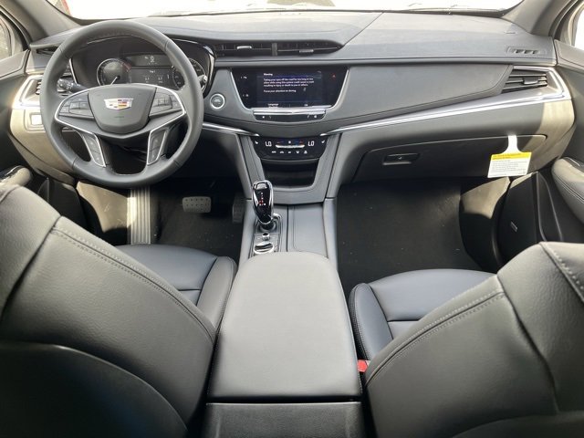 2025 Cadillac XT5 Luxury photo 10