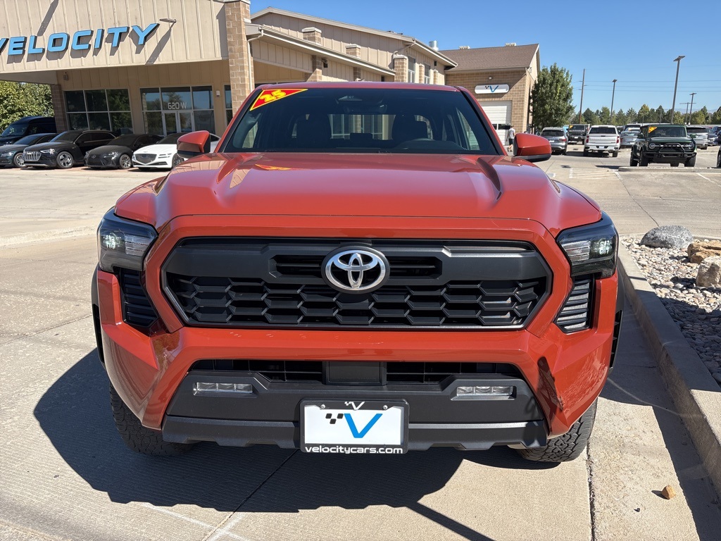 2025 Toyota Tacoma TRD Off-Road photo 2