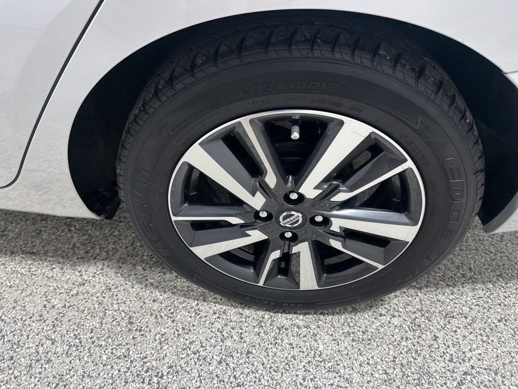 2021 Nissan Versa 1.6 SV photo 7