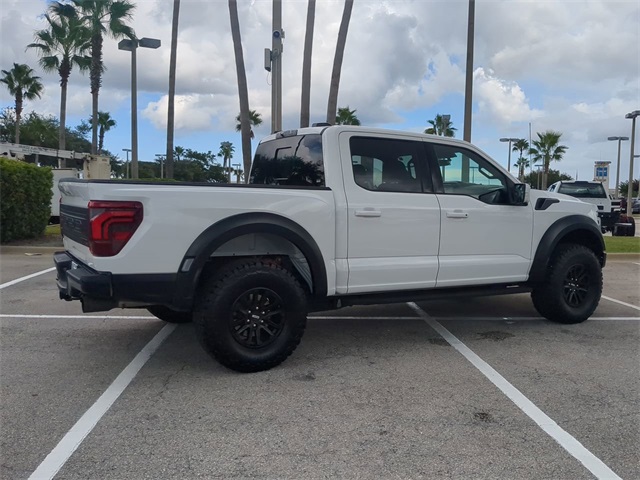 2024 Ford F-150 Raptor photo 4
