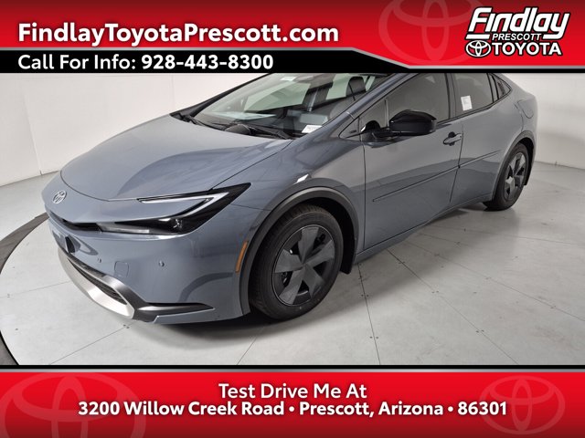 2026 Toyota Prius SE's photo