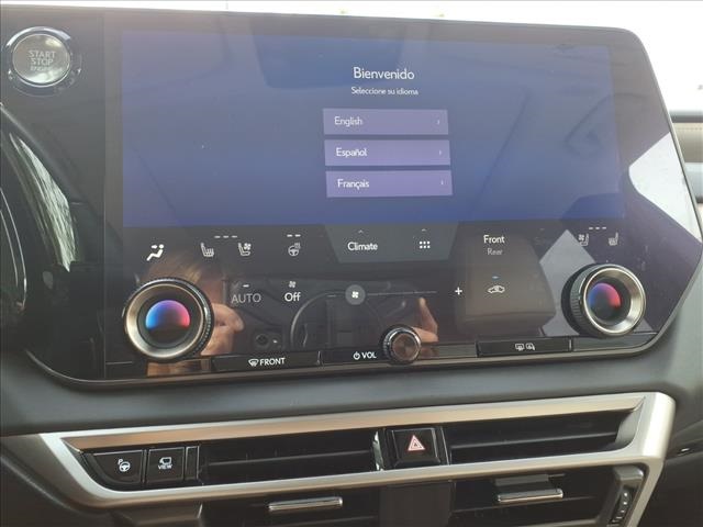 2023 Lexus RX 350 Luxury photo 24