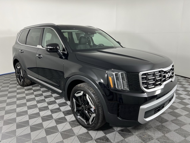 2025 Kia Telluride S's photo
