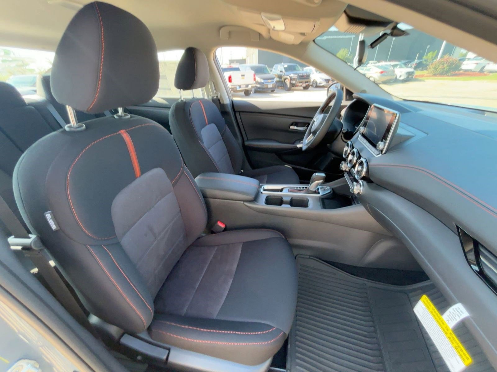 2025 Nissan Sentra SR photo 26