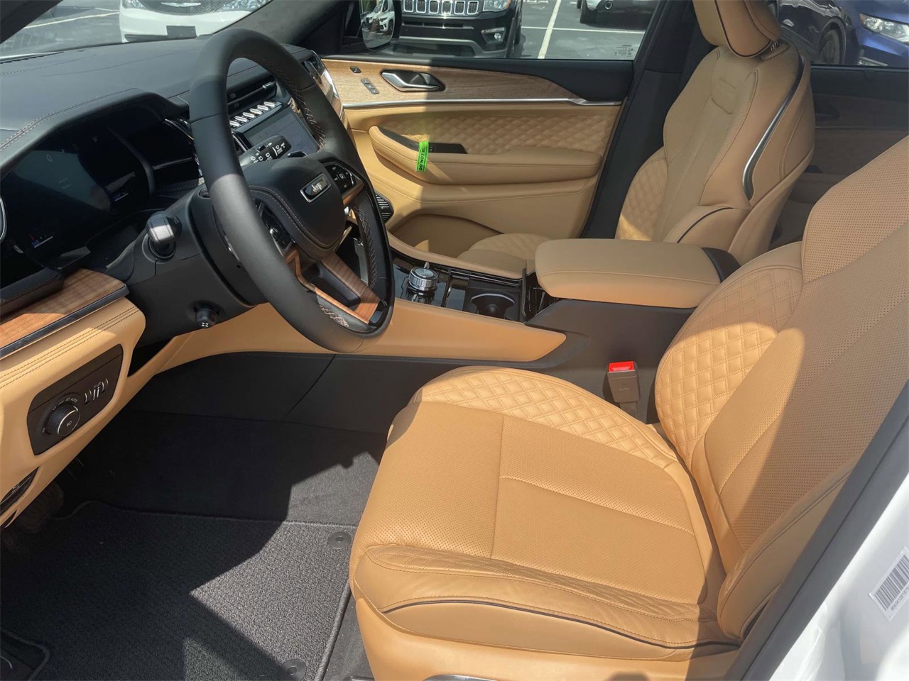 2025 Jeep Grand Cherokee Summit Reserve photo 12