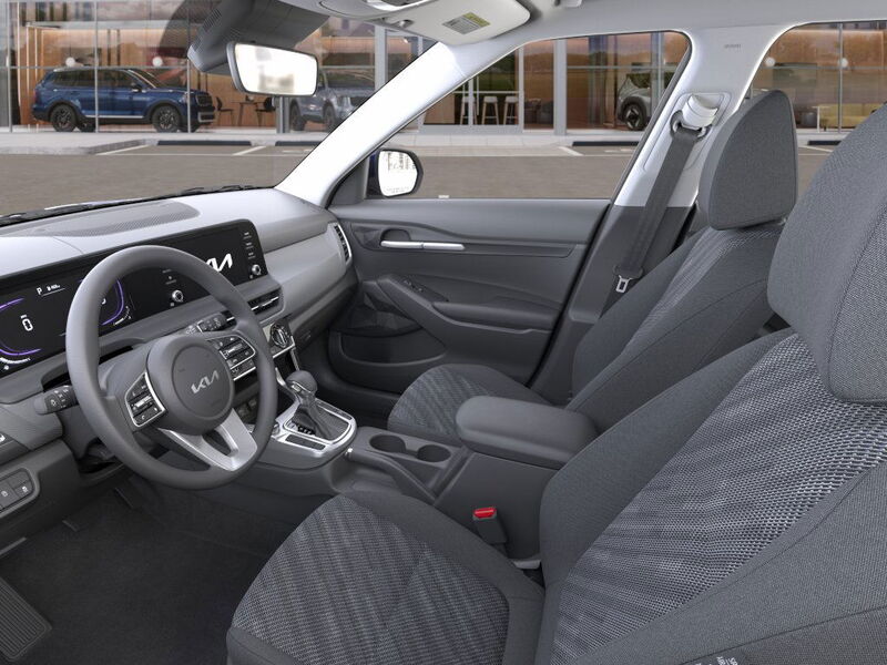 2026 Kia Seltos LX photo 16
