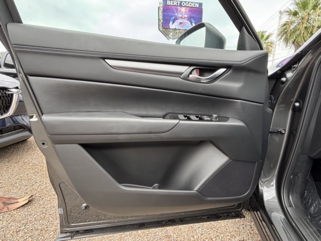 2025 Mazda CX-5 2.5 Select photo 14