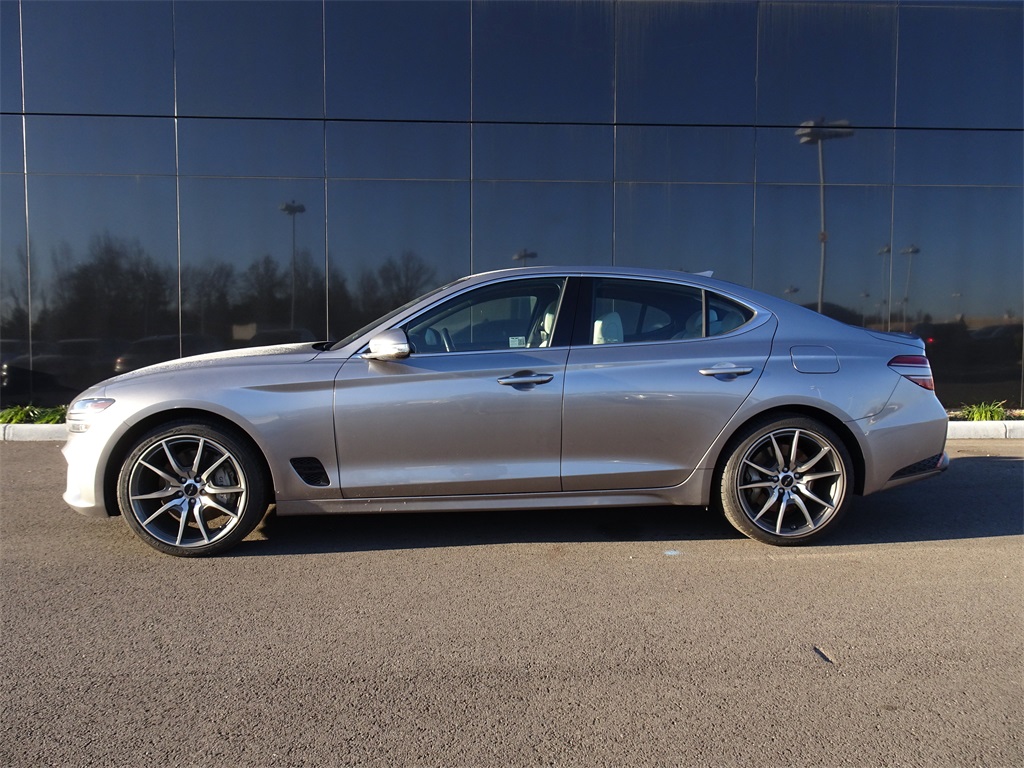 2024 Genesis G70 2.5T photo 3