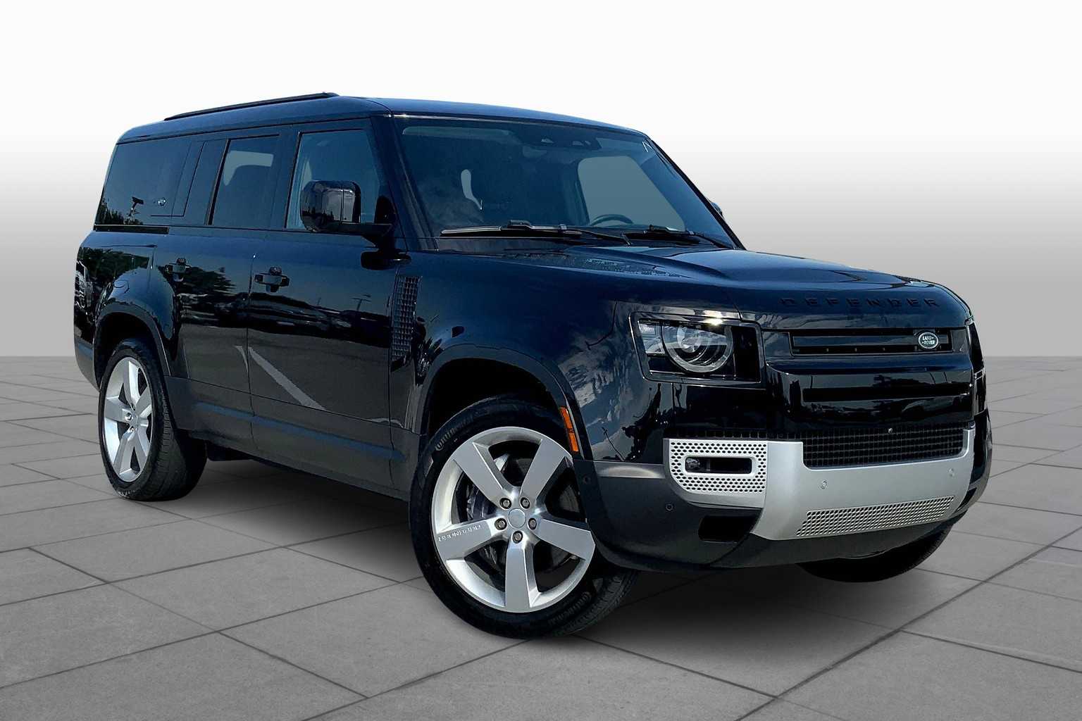 2023 Land Rover Defender SE photo 2