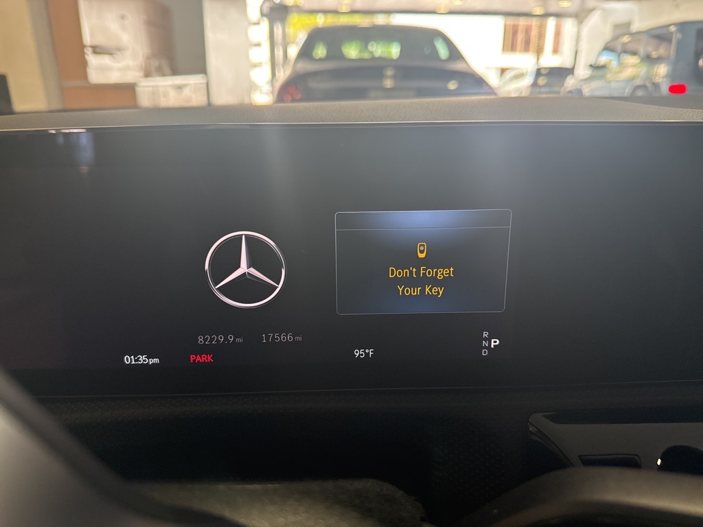 2024 Mercedes Benz CLA 250 photo 4