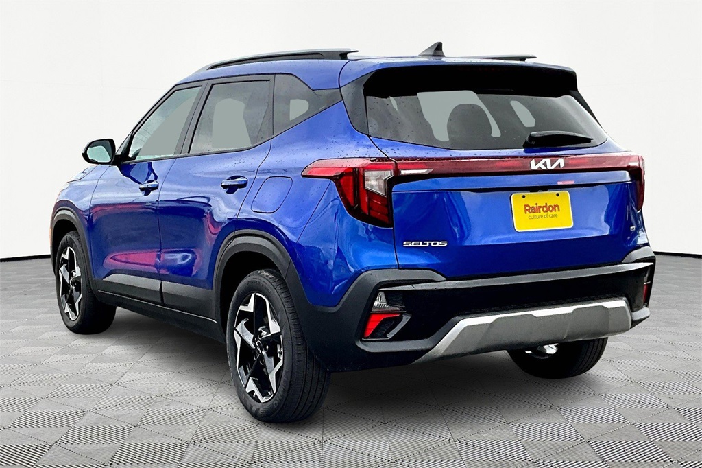 2025 Kia Seltos S photo 3