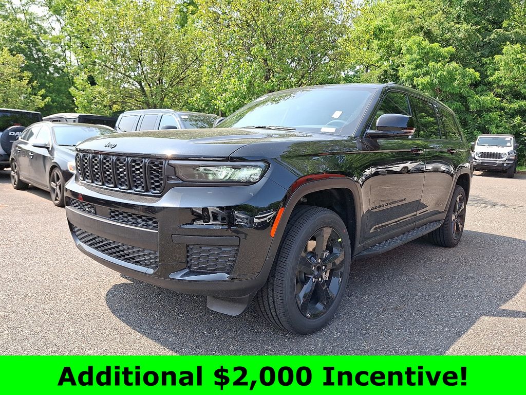 2025 Jeep Grand Cherokee Altitude X photo 2