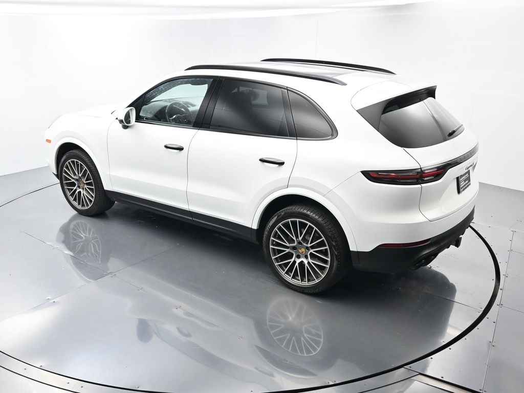 2023 Porsche Cayenne S Platinum Edition photo 40