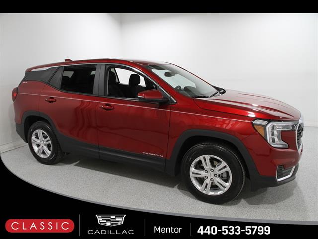 2024 GMC Terrain SLE's photo