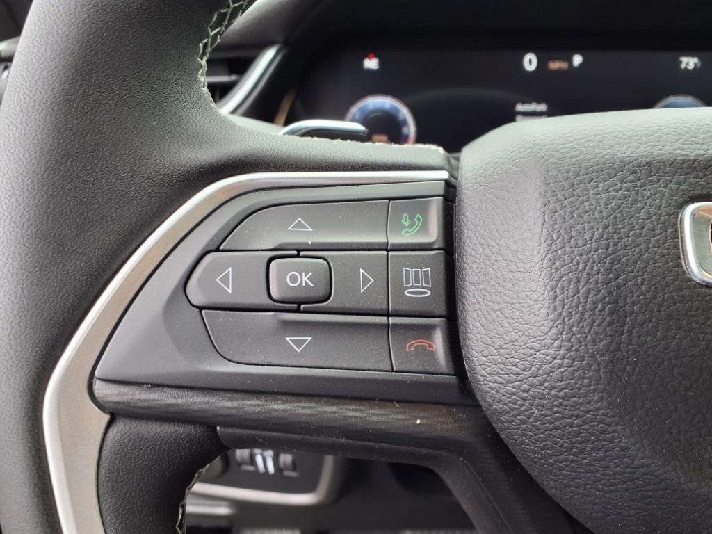 2024 Jeep Grand Cherokee Laredo X photo 16