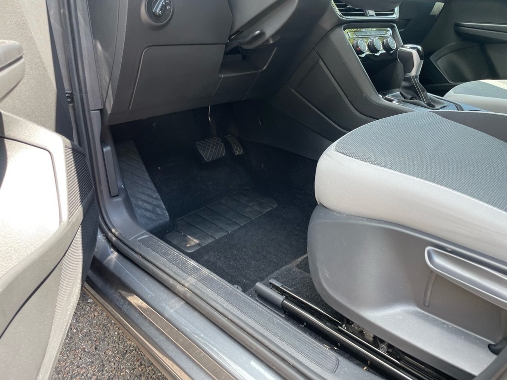 2023 Volkswagen Taos S photo 20