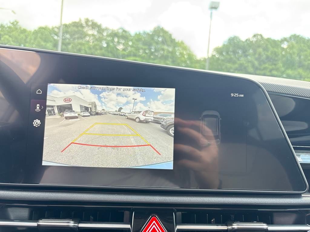 2025 Kia Niro SX photo 20
