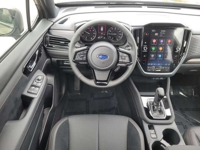 2025 Subaru Forester Touring photo 9