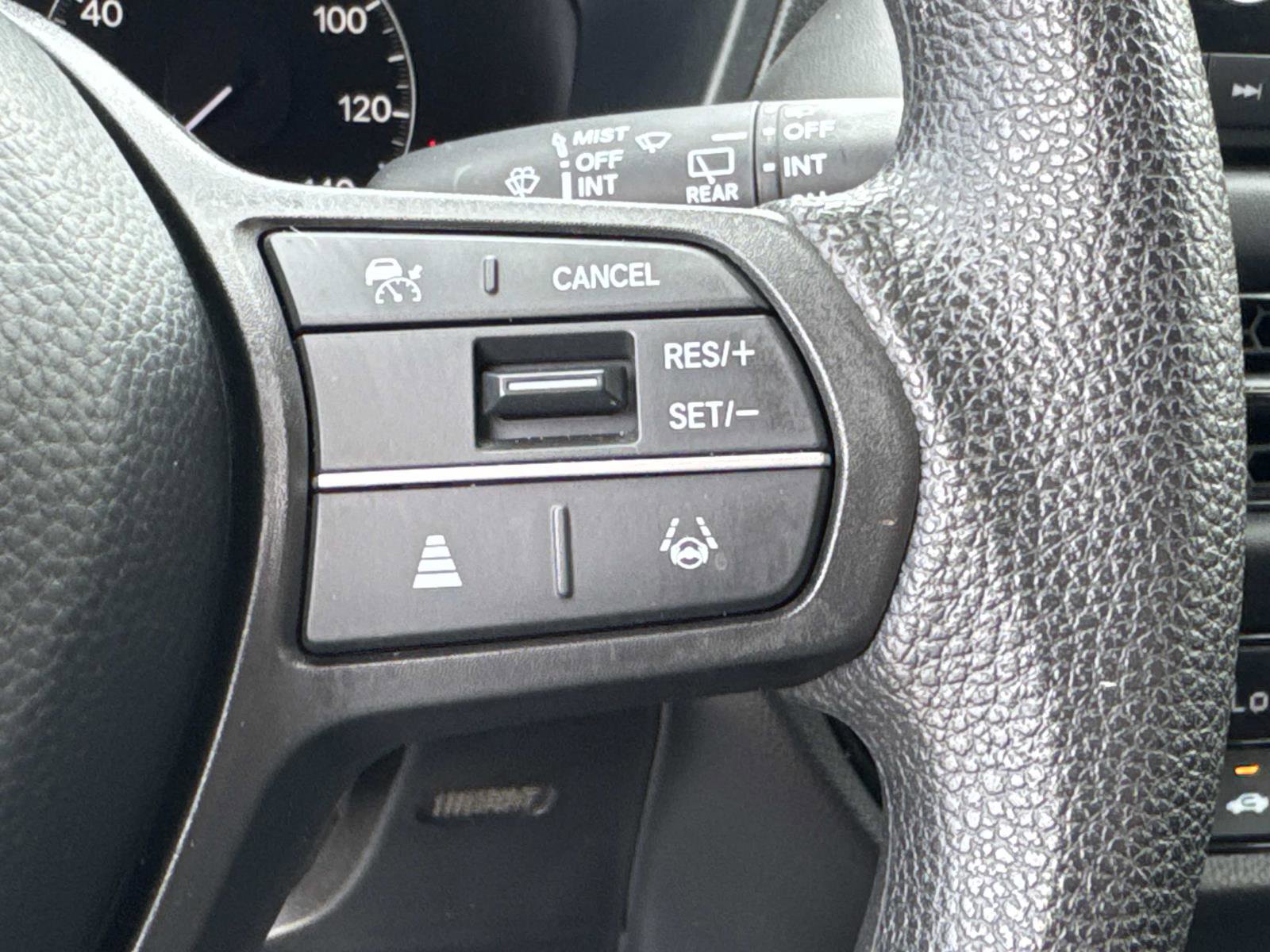 2023 Honda HR-V LX photo 27