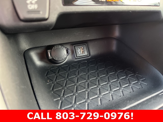 2024 Toyota RAV4 XLE photo 20