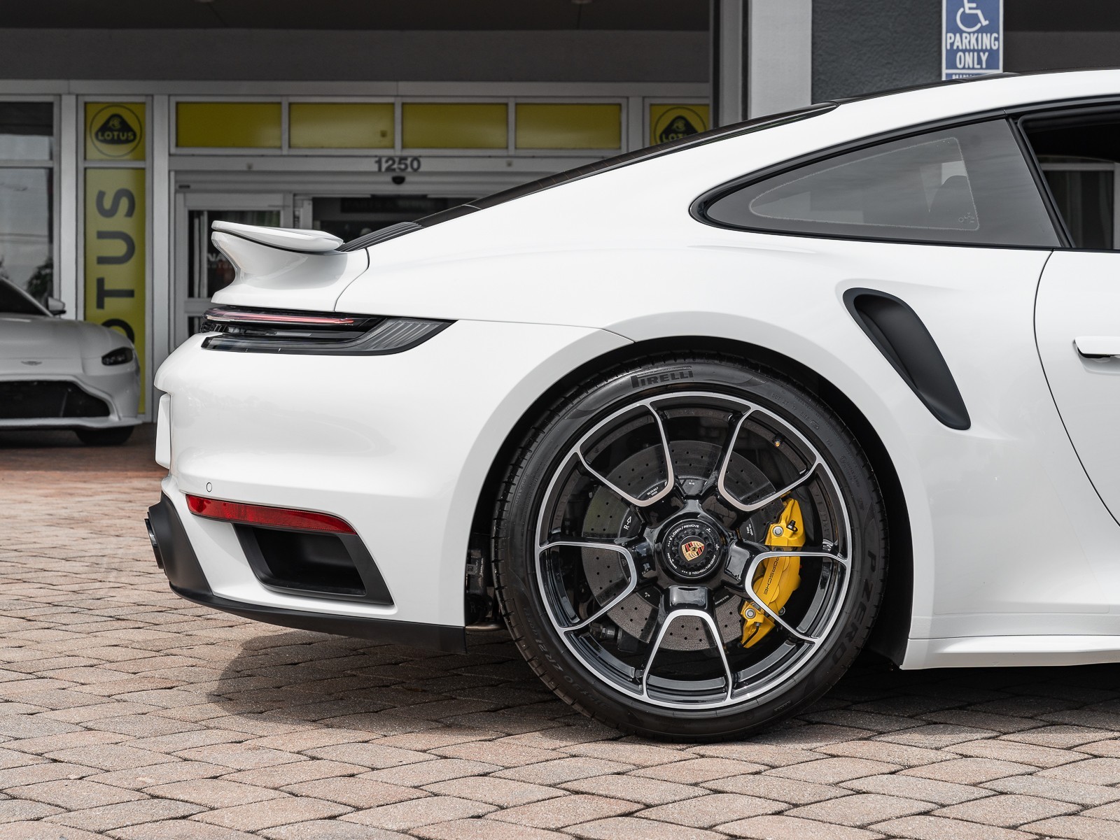2023 Porsche 911 Turbo S photo 23