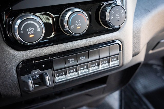 2025 Ram 5500 Tradesman photo 21