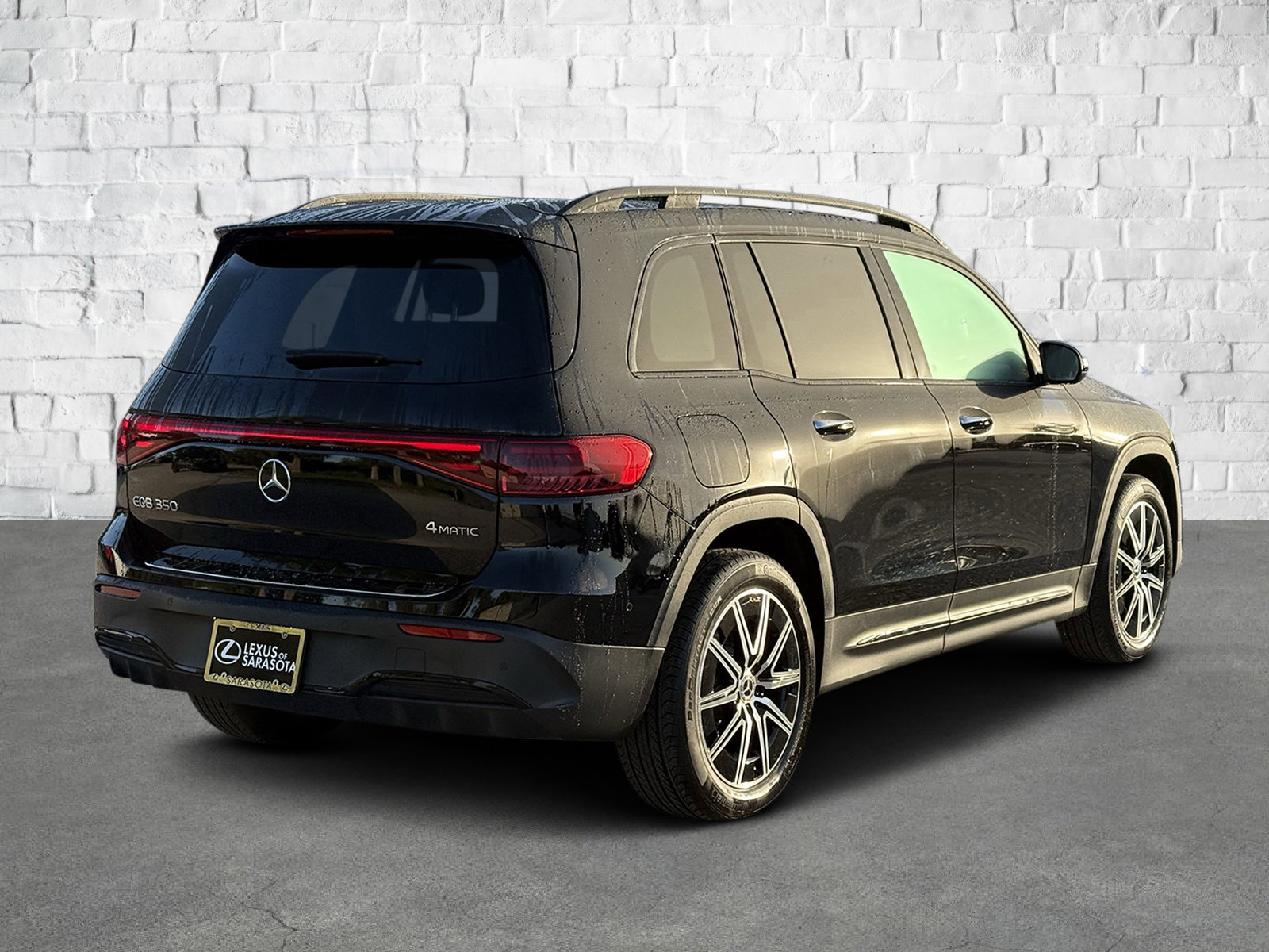 2024 Mercedes Benz EQB 350 4MATIC photo 4