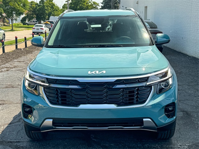 2026 Kia Seltos EX photo 8