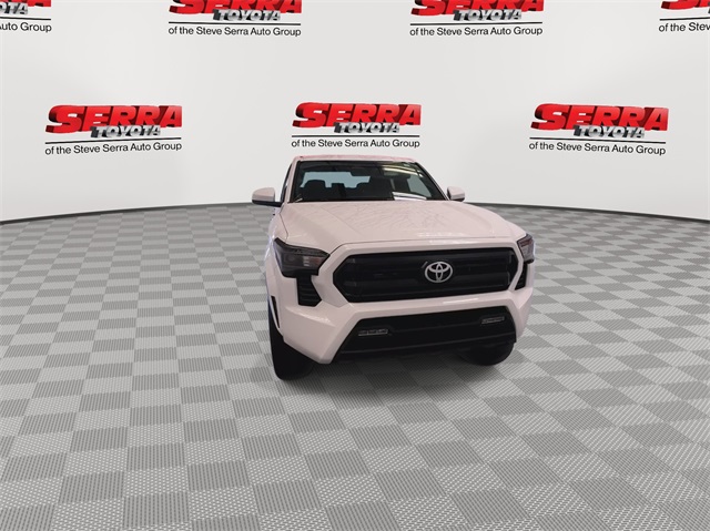 2024 Toyota Tacoma SR5 photo 4
