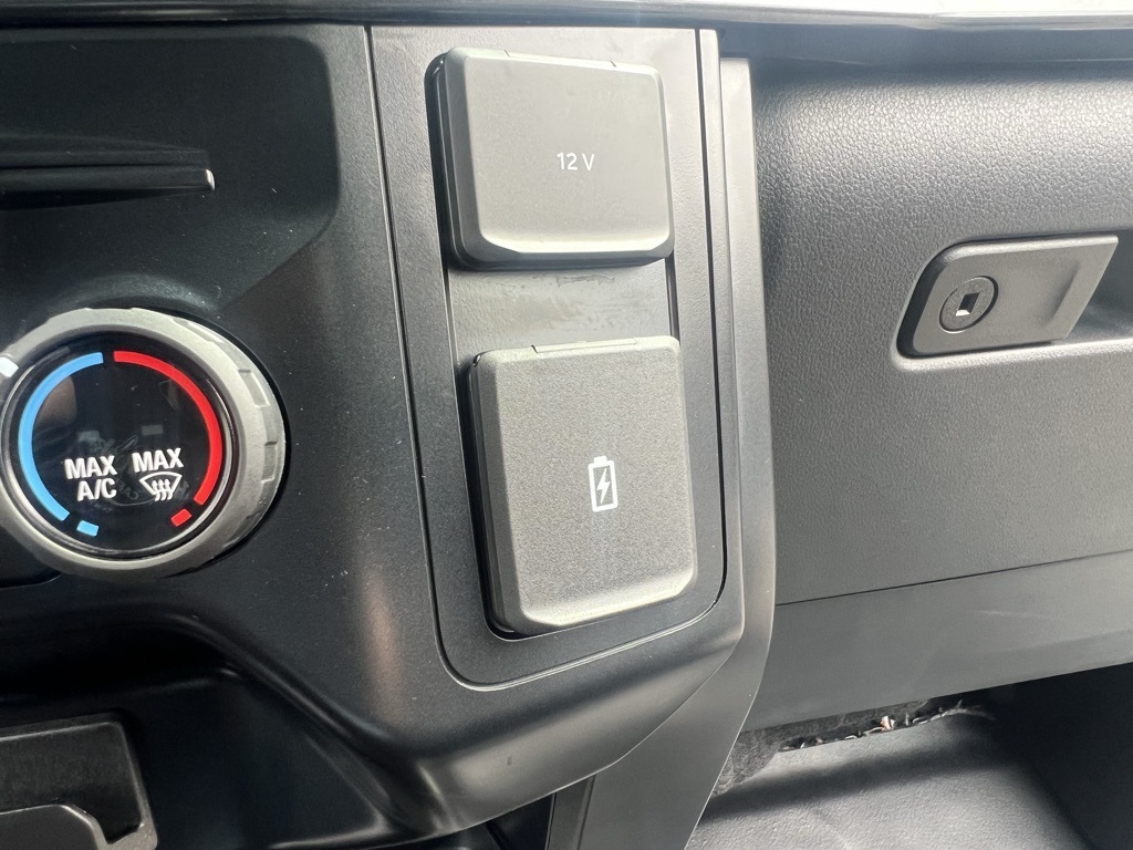 2024 Ford F-150 XL photo 17
