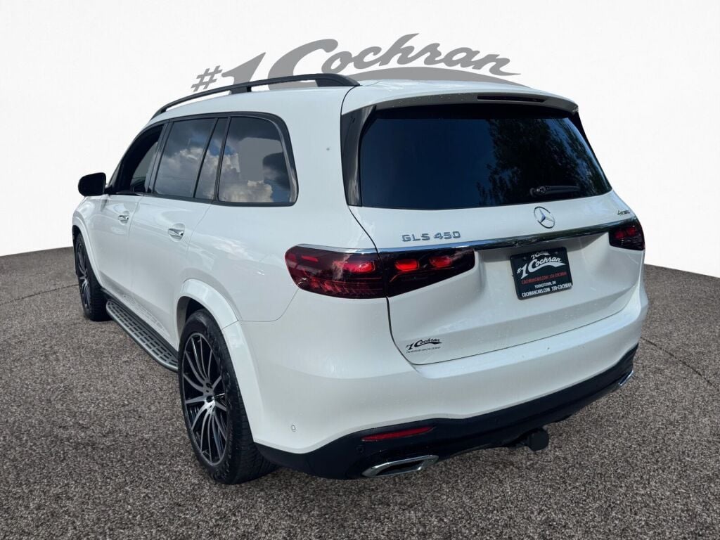 2024 Mercedes Benz GLS 450 photo 3