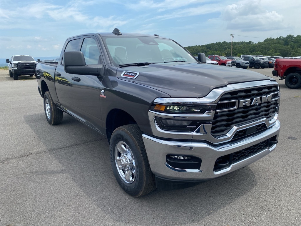 2025 Ram 2500 Tradesman photo 3