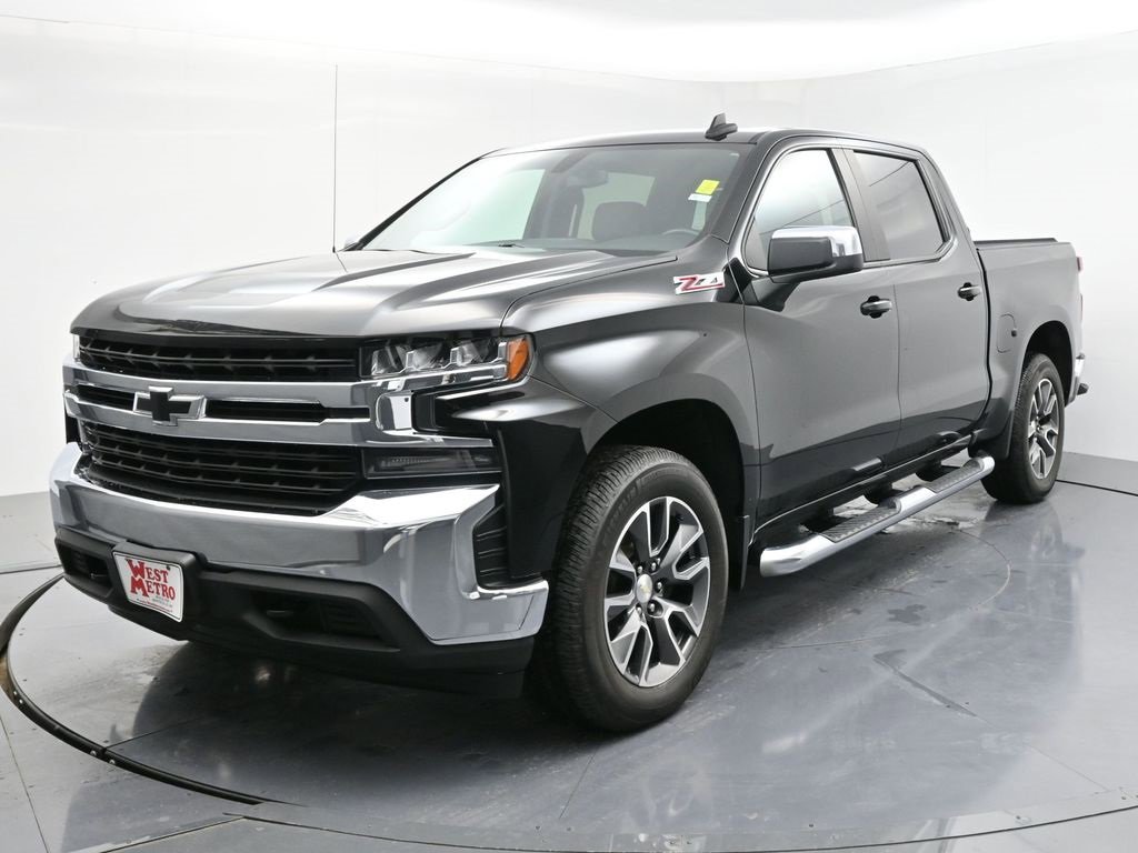Used 2019 Chevrolet Silverado 1500 LT with VIN 3GCUYDED1KG254750 for sale in Monticello, Minnesota