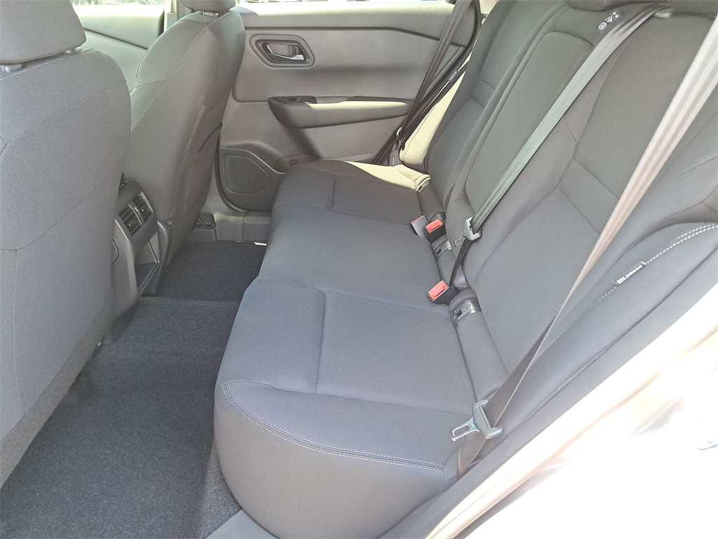 2026 Nissan Rogue S photo 12