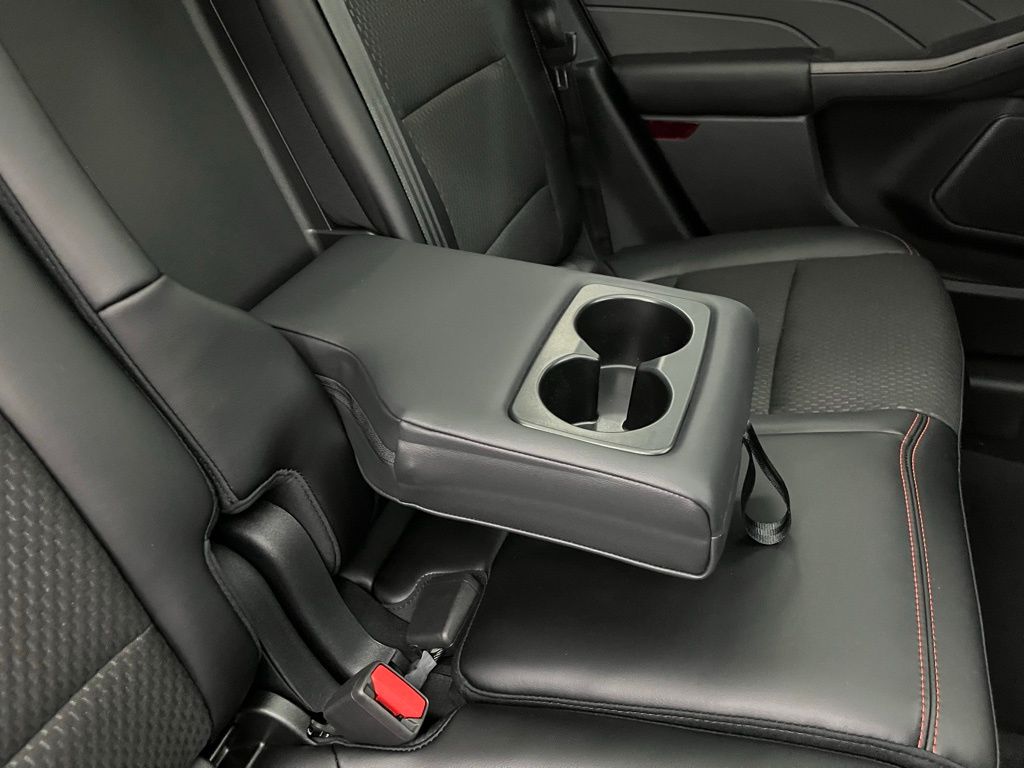 2024 Ford Escape ST-Line Select photo 31