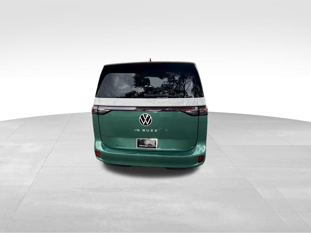 2025 Volkswagen ID. Buzz Pro Plus photo 3