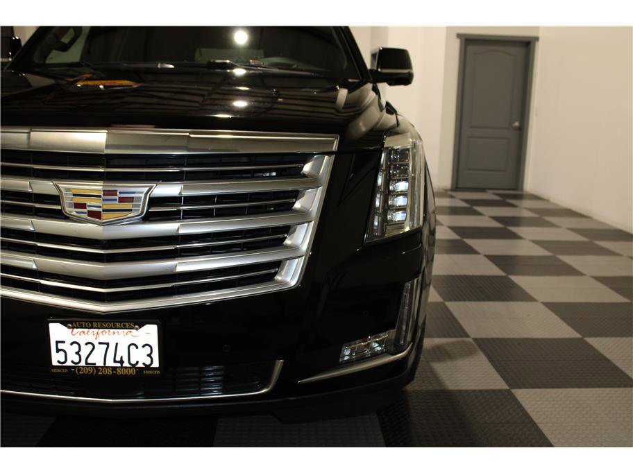 2016 Cadillac Escalade ESV Platinum photo 8