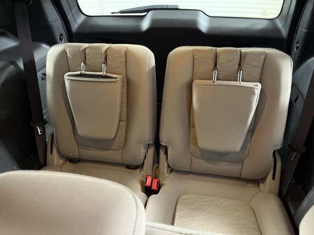 2013 Ford Explorer Base photo 16