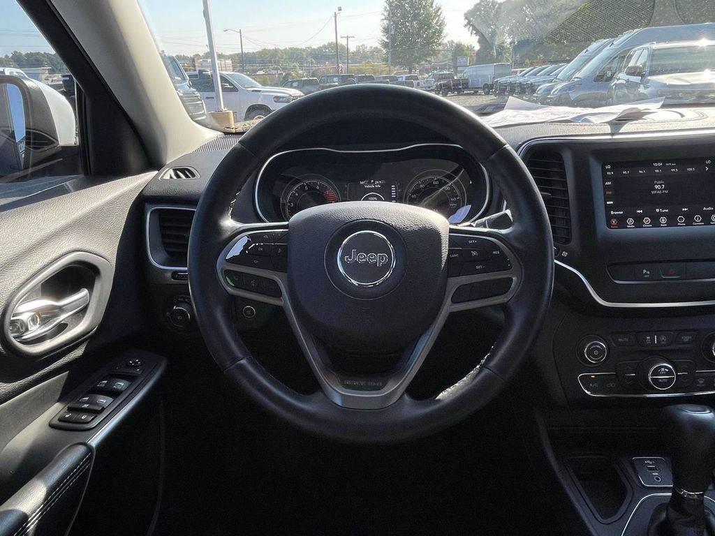 2019 Jeep Cherokee Latitude photo 22