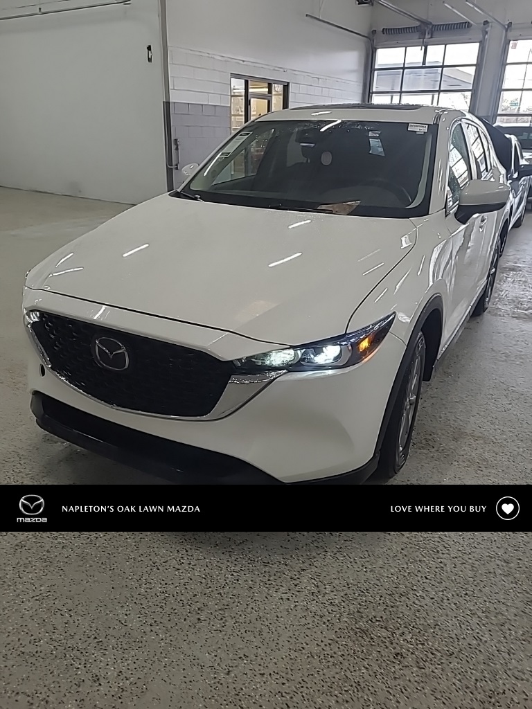 2023 Mazda CX-5 S Preferred package's photo