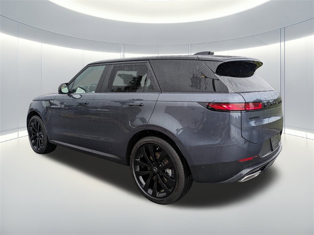 2025 Land Rover Range Rover Sport SE photo 4