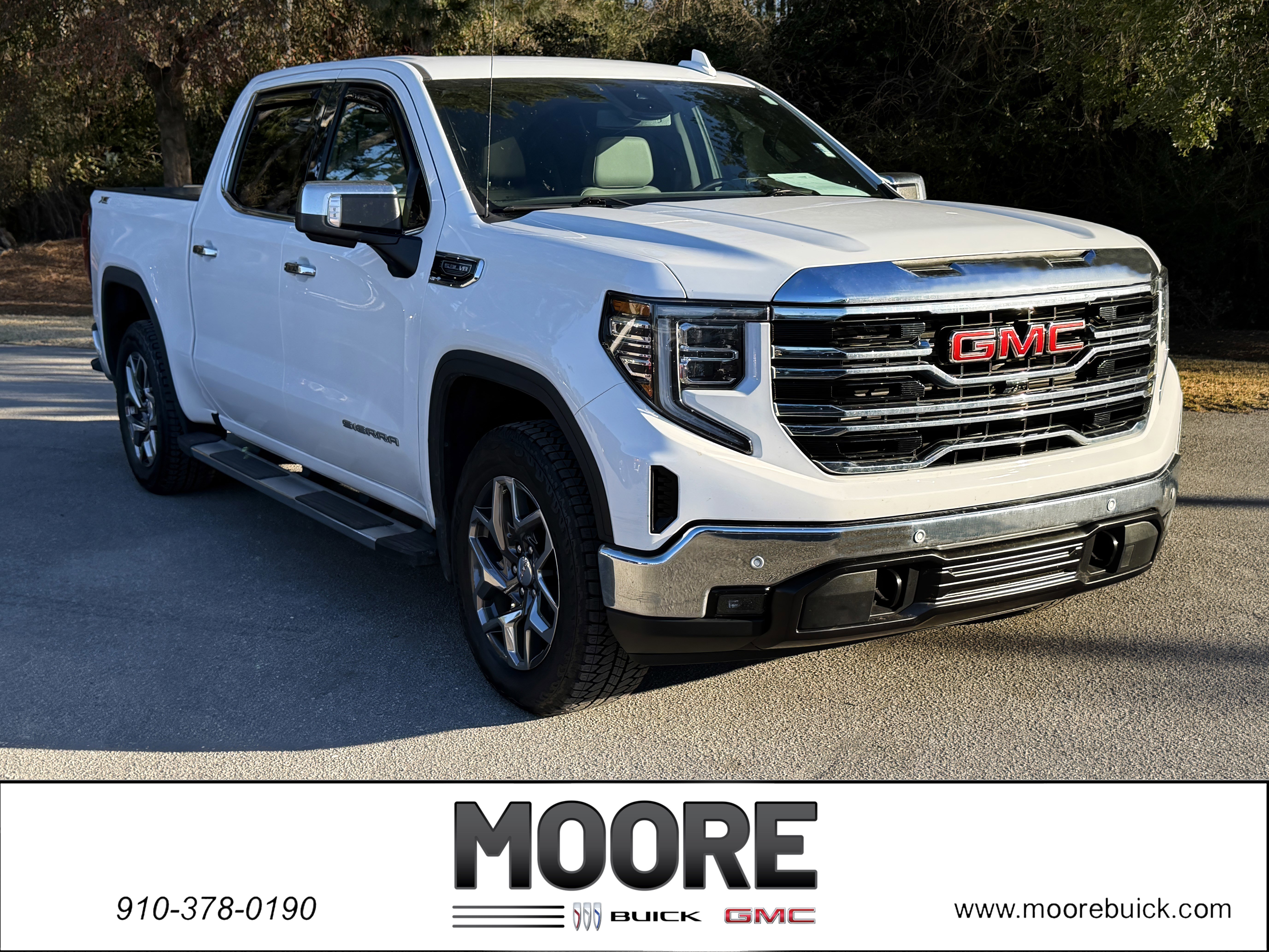 2024 GMC Sierra 1500 SLT's photo