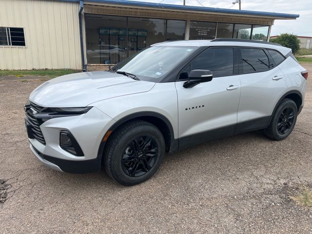 2022 Chevrolet Blazer 2LT photo 2