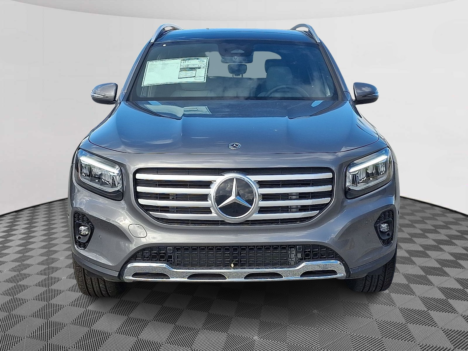 2026 Mercedes Benz GLB 250 4MATIC photo 2