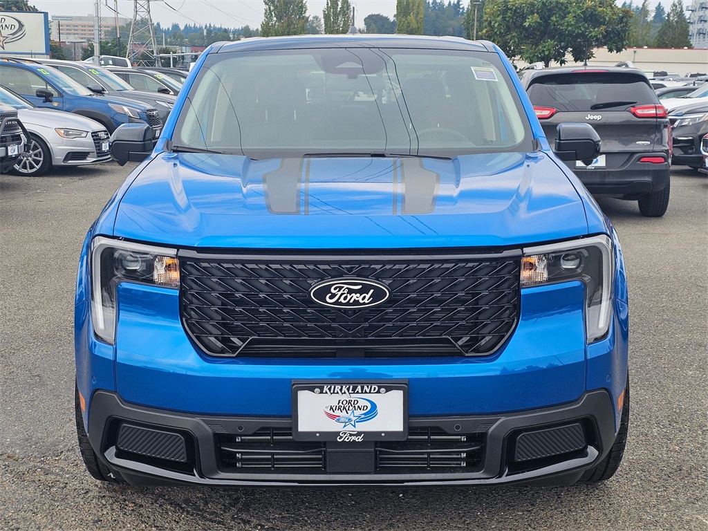 2025 Ford Maverick Lariat photo 2