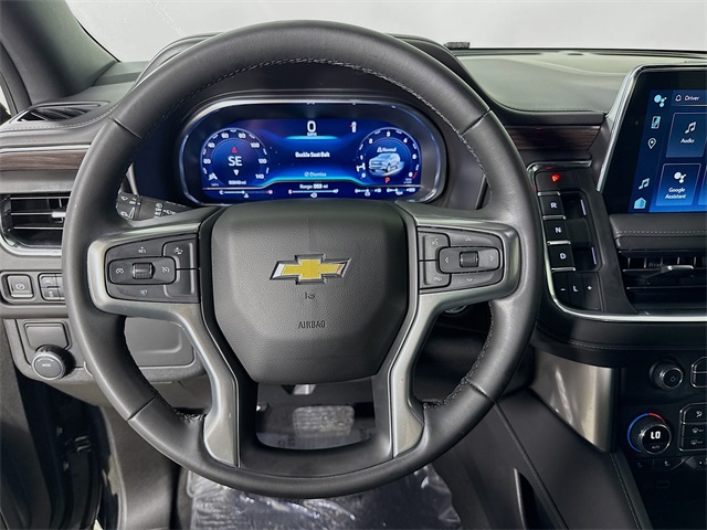 2023 Chevrolet Suburban LT photo 11