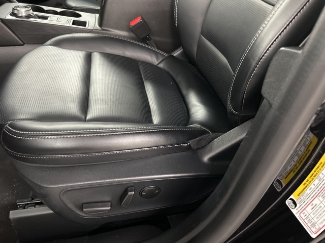 2024 Ford Escape Platinum photo 6